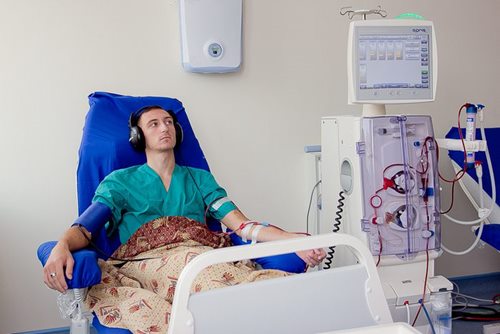 Програма медичних гарантій-2021: пропозиції щодо лікування пацієнтів із нирковою недостатністю методом діалізу в амбулаторних умовах
