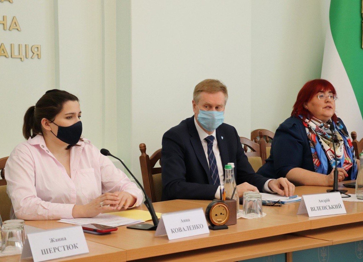 У Чернігові відбулася конференція щодо впровадження Програми медичних гарантій в умовах децентралізації