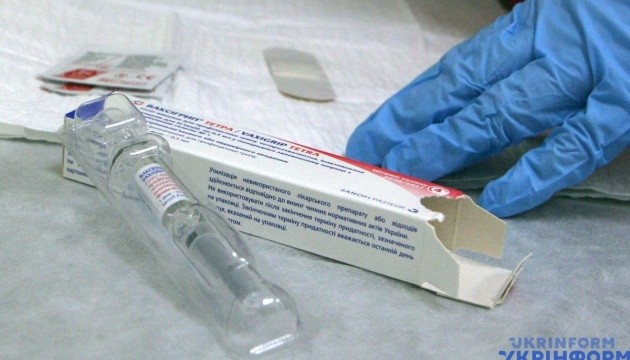 Медики закликають українців щепитися проти грипу