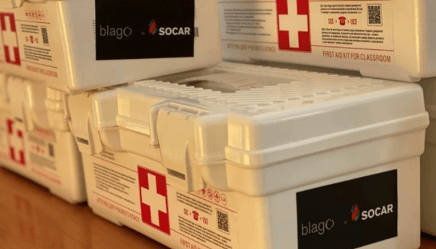 «Аптечка для школярів»: навчальні заклади отримали близько 600 медичних наборів
