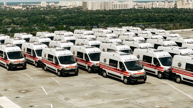 МОЗ придбав ще 40 «швидких» за кошти UNITED24