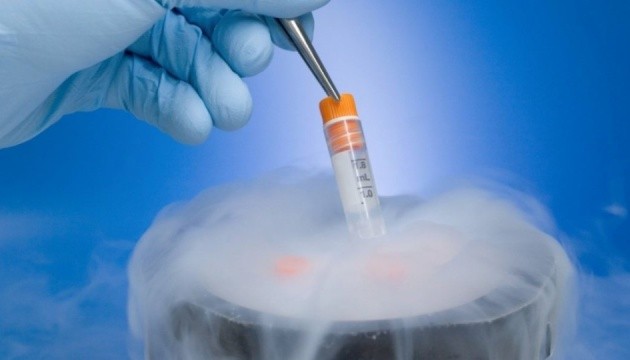 Кріобанки не будуть утилізувати біоматеріал загиблих військових - МОЗ