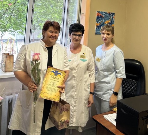 З Днем медичного працівника!